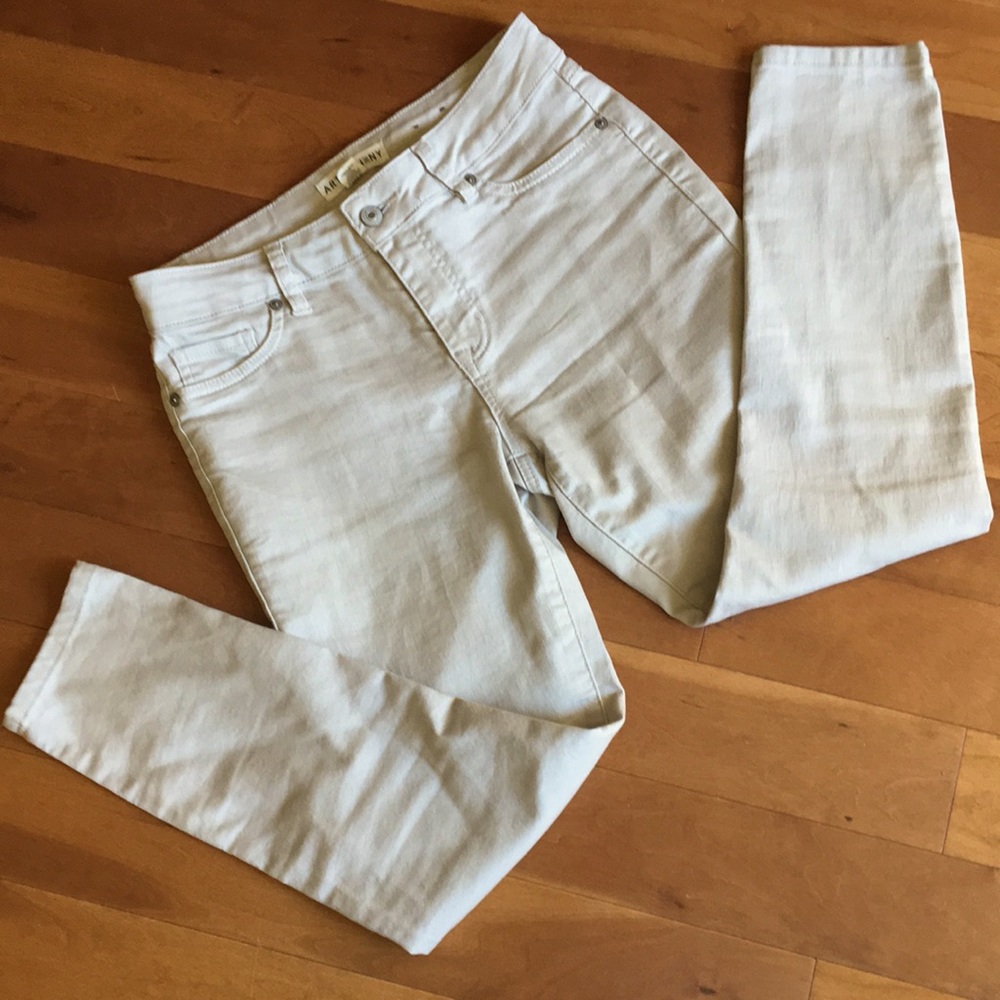 Artisan NY beige jeans